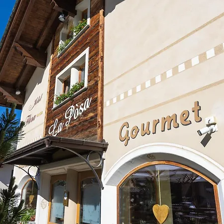 Hotel Flora 4*