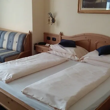 Flora Otel 4*
